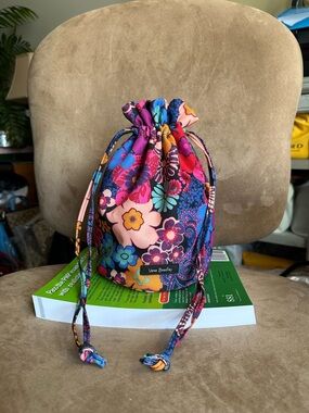 Vera Bradley Bright Floral Drawstring Pouch - Multicolor, Excellent Condition